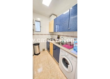 Sale - Apartment - Torrevieja - Centro