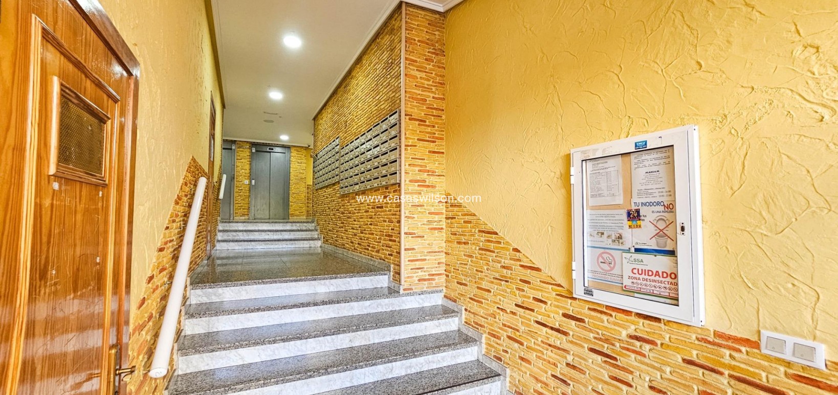 Sale - Apartment - Torrevieja - Centro