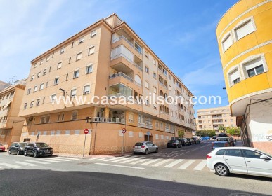 Sale - Apartment - Torrevieja - Centro