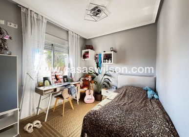 Venta - Apartamento - Torrevieja - Playa del Cura