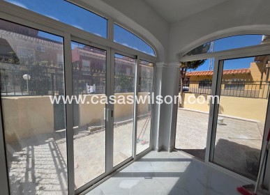 Sale - Apartment - Torrevieja - Torretas