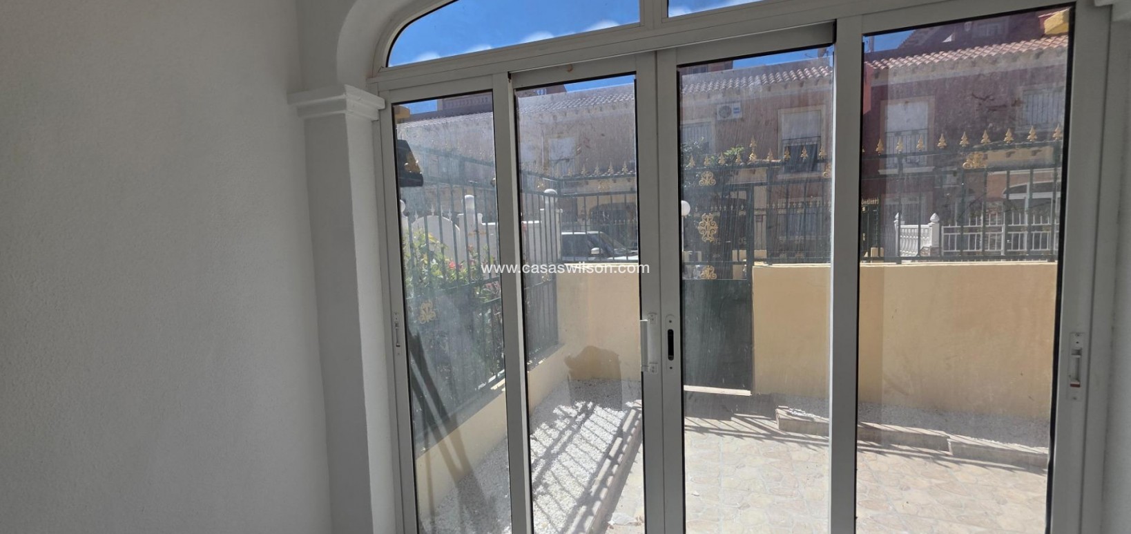 Sale - Apartment - Torrevieja - Torretas