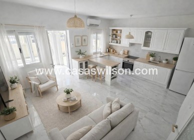 Sale - Apartment - Torrevieja - Torretas