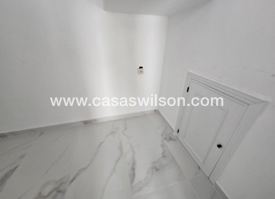 Sale - Apartment - Torrevieja - Torretas