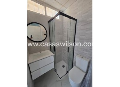 Sale - Apartment - Torrevieja - Torretas