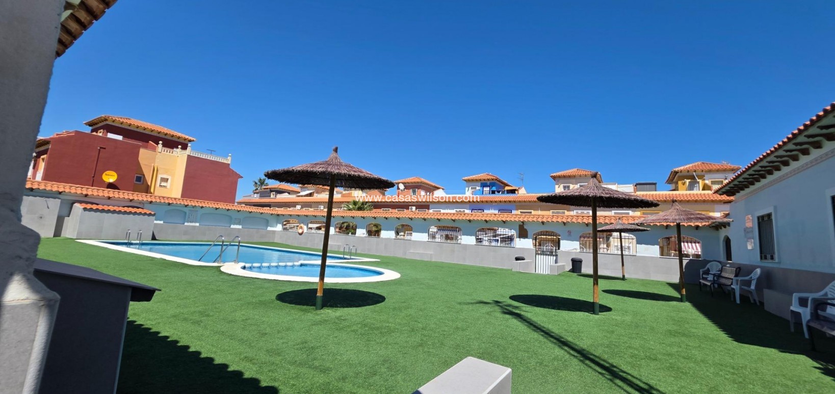 Sale - Apartment - Torrevieja - Torretas