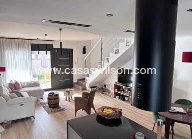 Venta - Chalet - Los Montesinos - La Herada