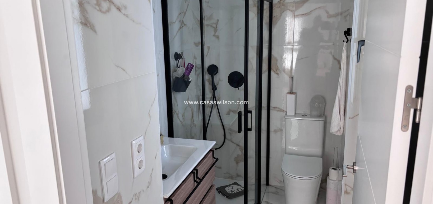 Venta - Chalet - Los Montesinos - La Herada