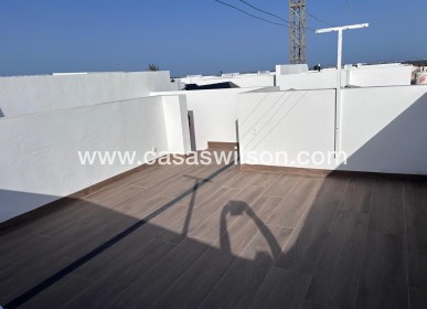 Venta - Chalet - Los Montesinos - La Herada