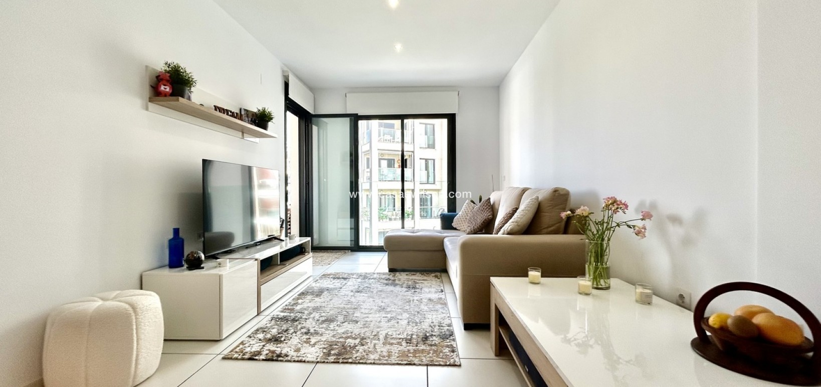 Sale - Apartment - Villamartin - Costa Blanca