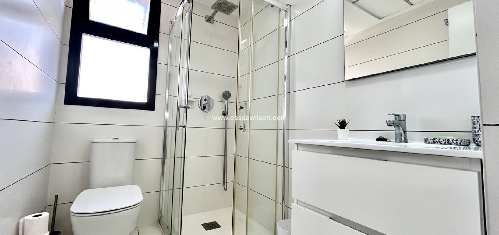 Sale - Apartment - Villamartin - Costa Blanca