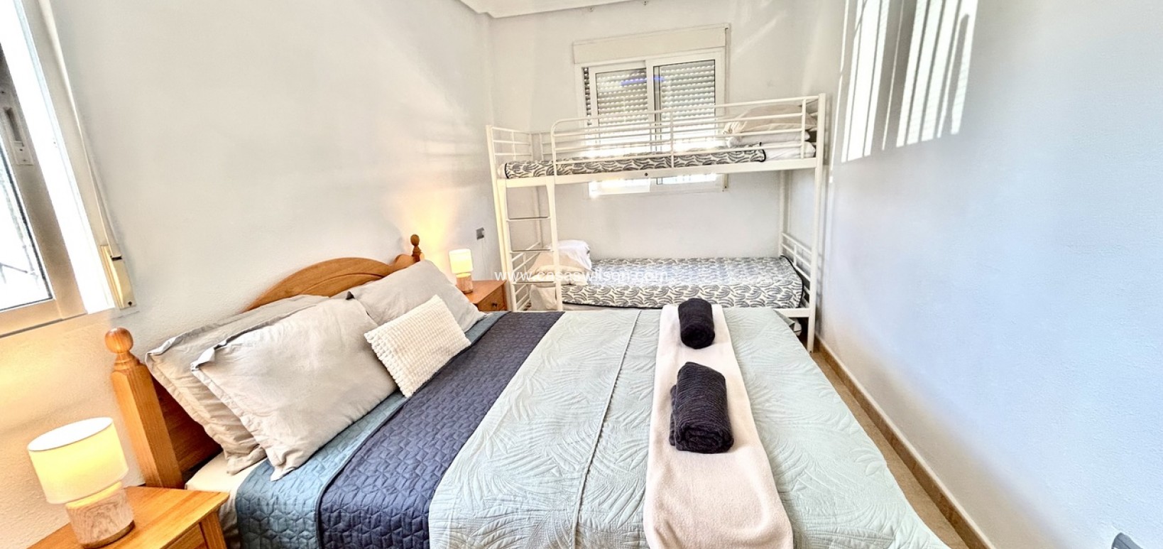 Sale - Apartment - Villamartin - Costa Blanca