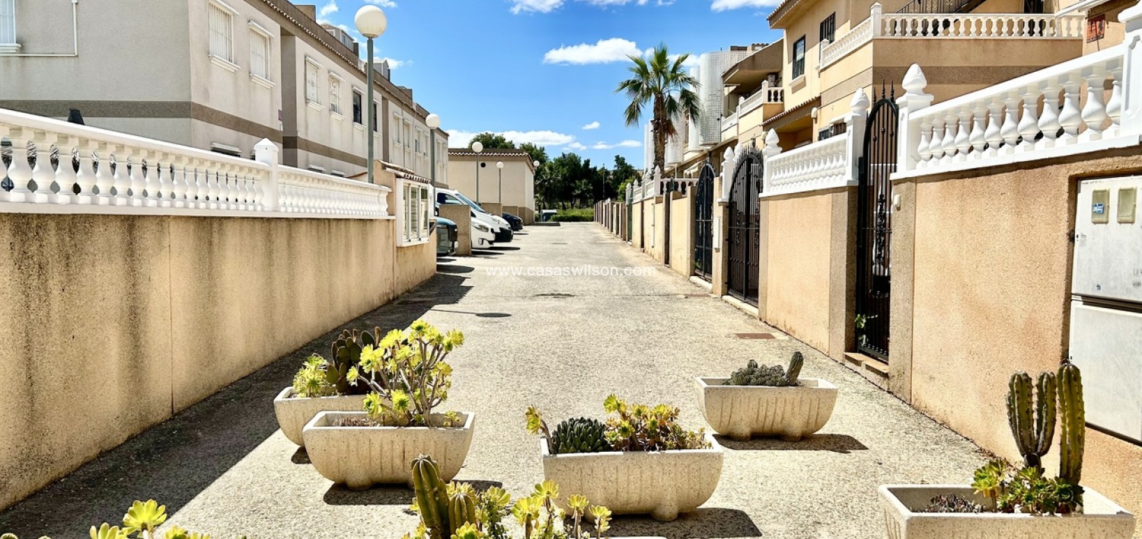 Sale - Apartment - Villamartin - Costa Blanca