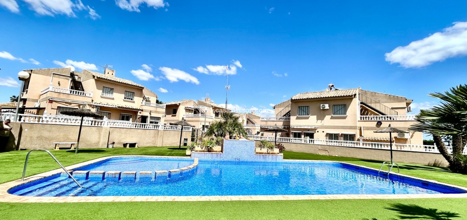 Sale - Apartment - Villamartin - Costa Blanca