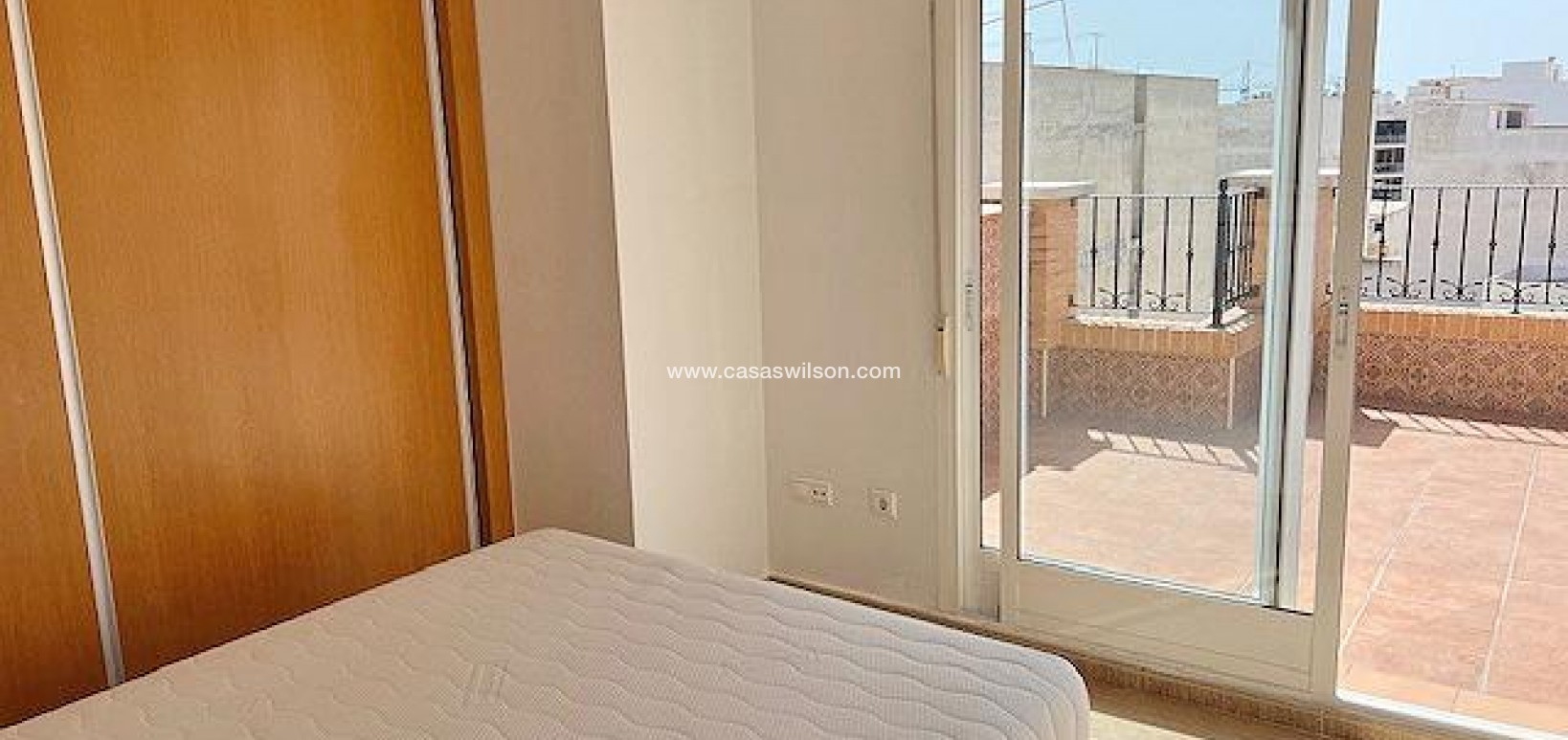 Sale - Apartment - Guardamar del Segura - Pueblo