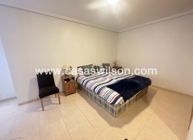 Sale - Apartment - Jacarilla
