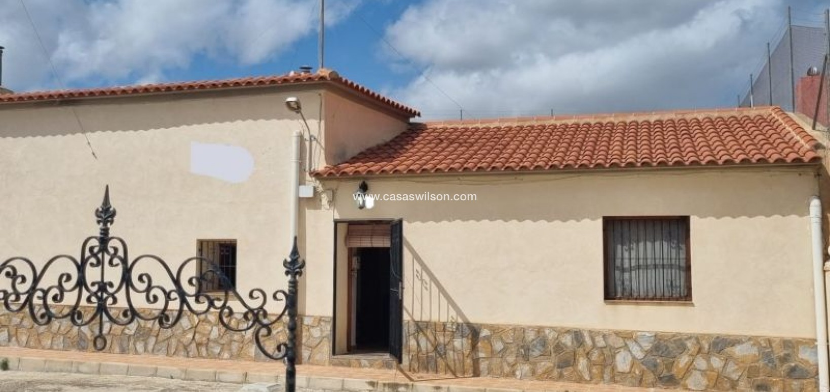 Sale - Country Property/Finca - Hondón de las Nieves - Inland