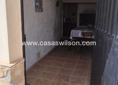Sale - Country Property/Finca - Hondón de las Nieves - Inland