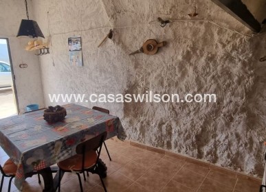 Sale - Country Property/Finca - Hondón de las Nieves - Inland