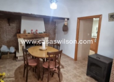 Sale - Country Property/Finca - Hondón de las Nieves - Inland