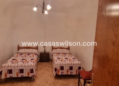 Sale - Country Property/Finca - Hondón de las Nieves - Inland