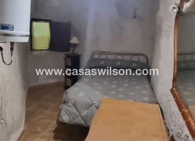 Sale - Country Property/Finca - Hondón de las Nieves - Inland