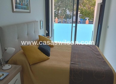 Sale - Apartment - Torrevieja - Estacion De Autobuses