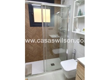 Sale - Apartment - Torrevieja - Estacion De Autobuses