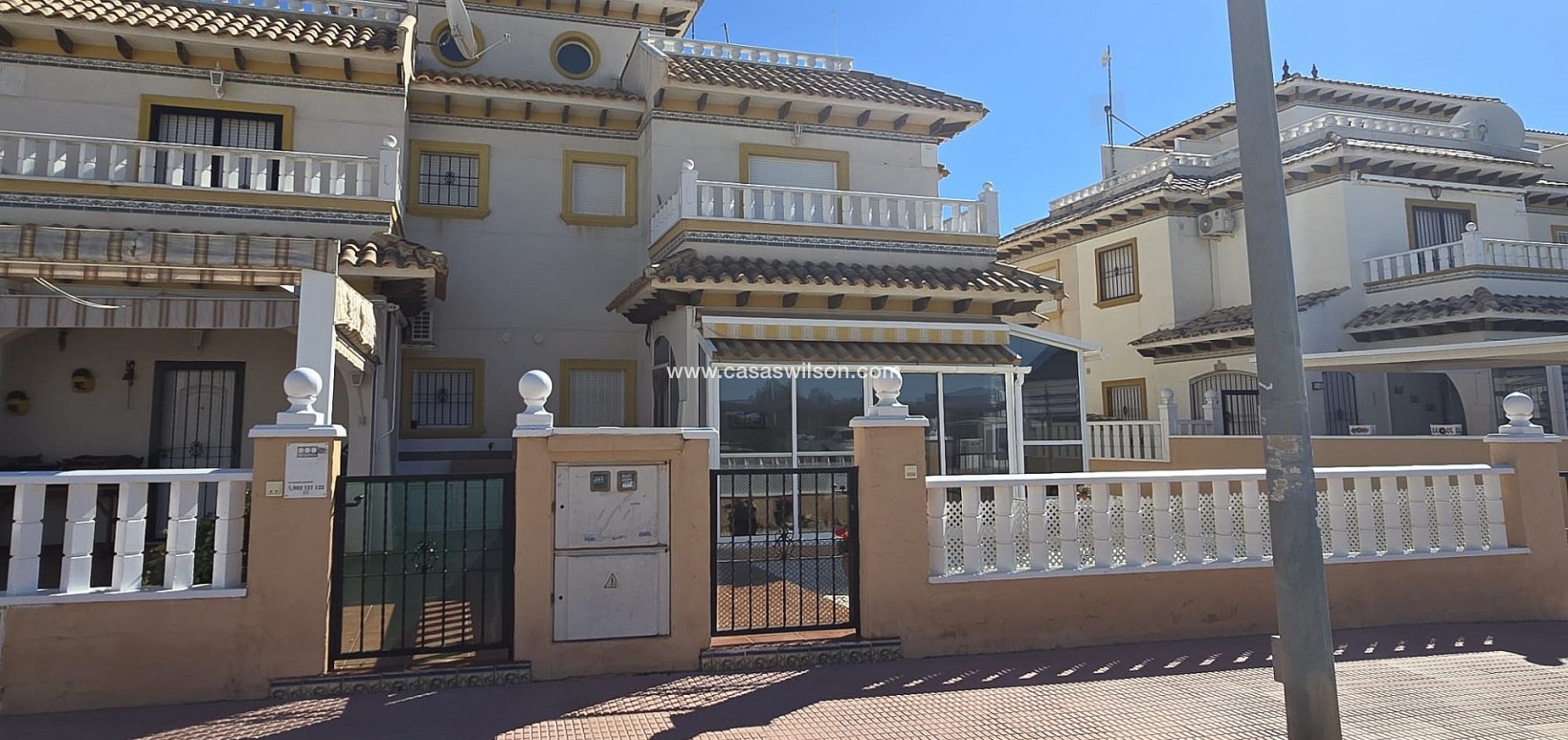 Sale - Townhouse - Orihuela Costa - Costa Blanca