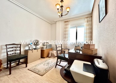 Sale - Apartment - Almoradí - Inland