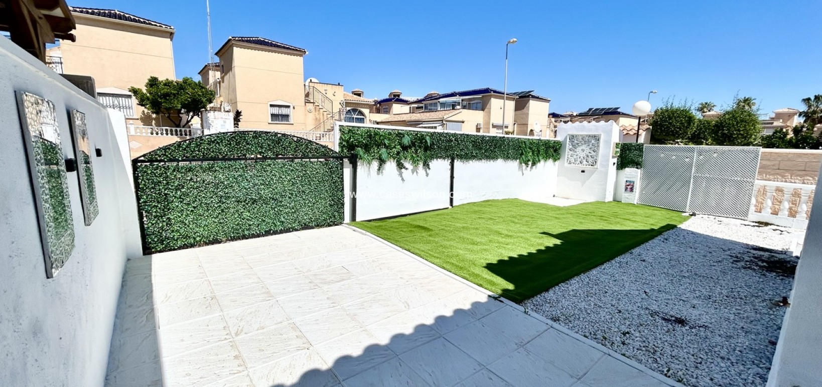 Sale - Townhouse - Punta Prima - Costa Blanca