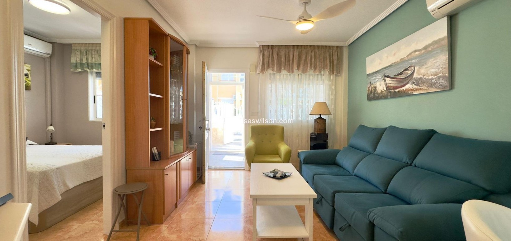 Sale - Bungalow - Torrevieja - Centro