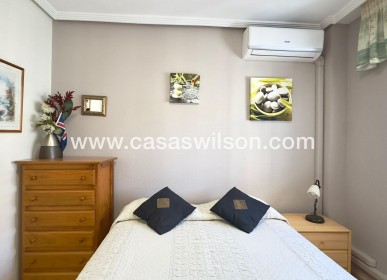 Sale - Bungalow - Torrevieja - Centro