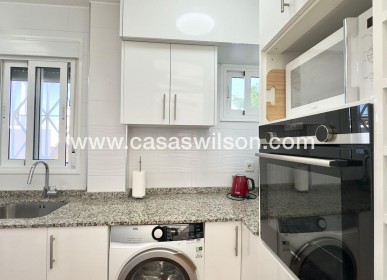 Sale - Bungalow - Torrevieja - Centro