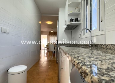 Sale - Bungalow - Torrevieja - Centro