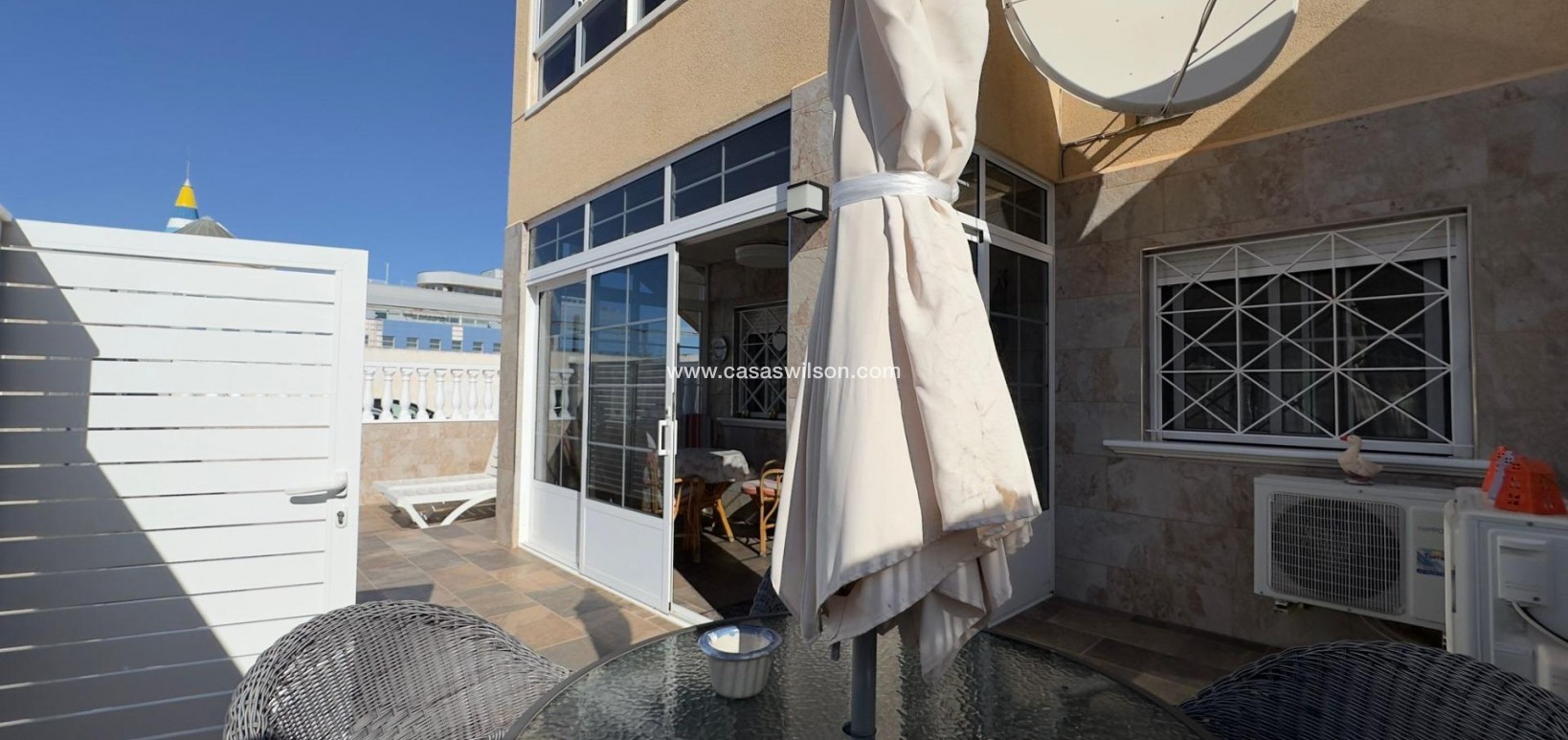 Sale - Bungalow - Torrevieja - Centro