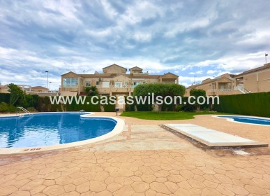 Sale - Bungalow - Torrevieja - Centro