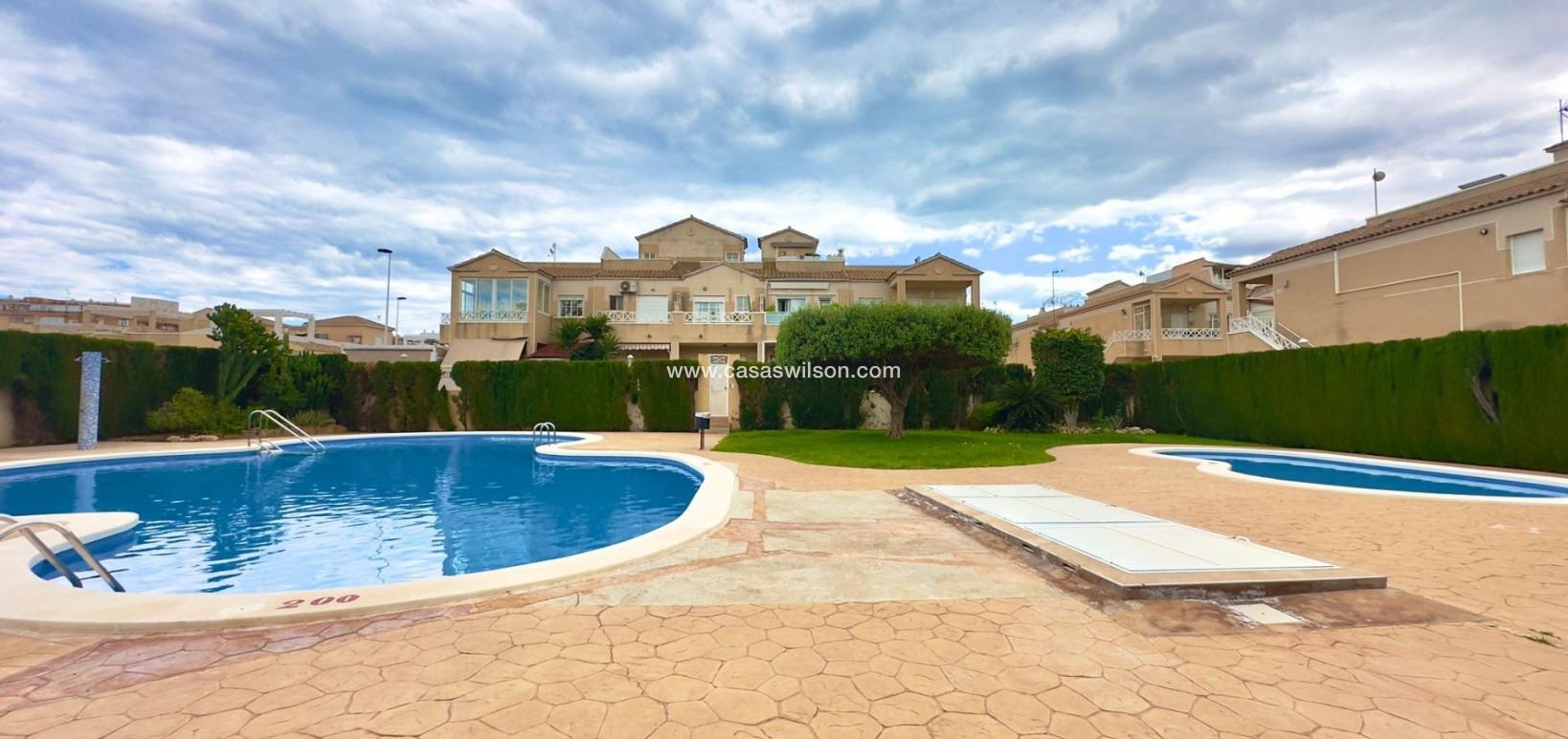 Sale - Bungalow - Torrevieja - Centro