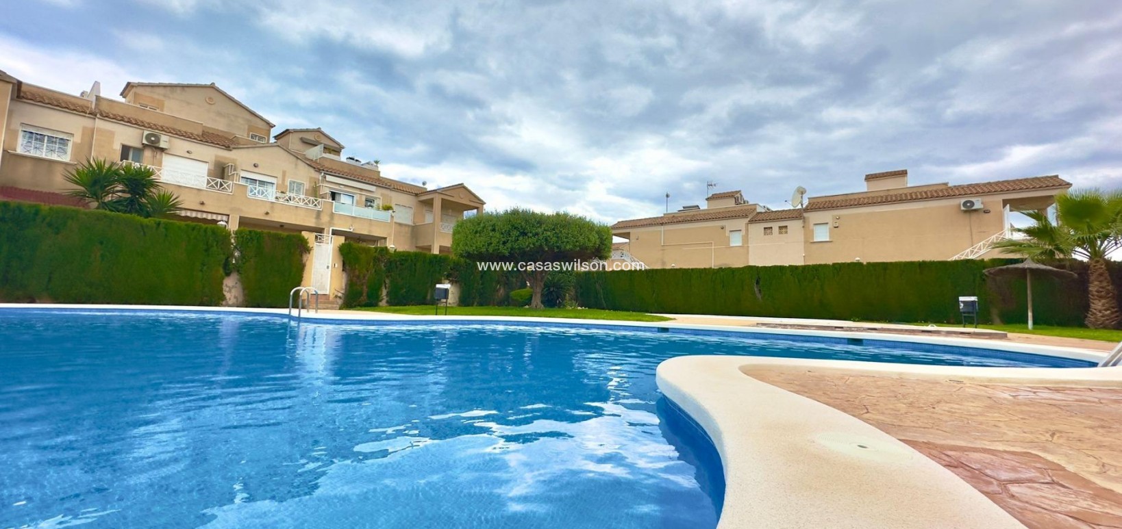 Sale - Bungalow - Torrevieja - Centro