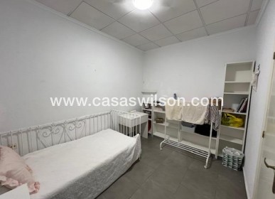 Sale - Townhouse - Dolores - Centro
