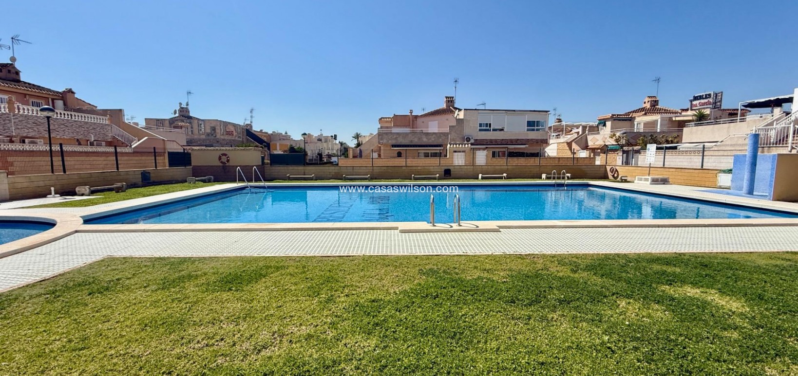 Sale - Townhouse - Torrevieja - Carrefour