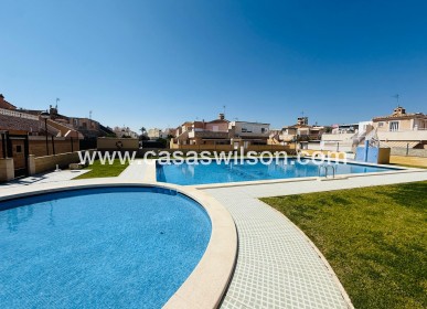 Sale - Townhouse - Torrevieja - Carrefour