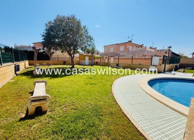 Sale - Townhouse - Torrevieja - Carrefour