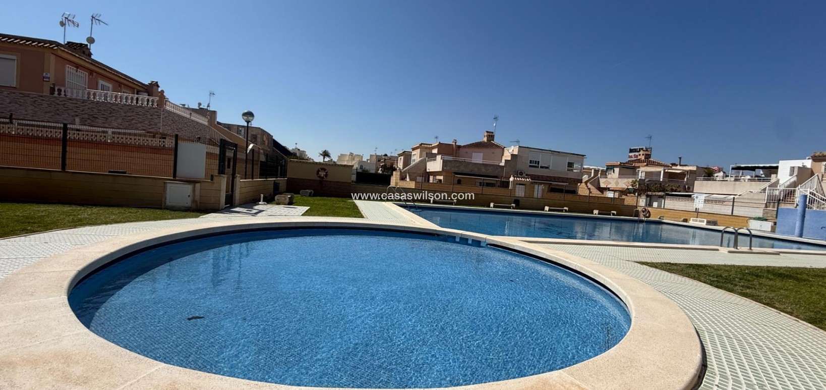 Sale - Townhouse - Torrevieja - Carrefour