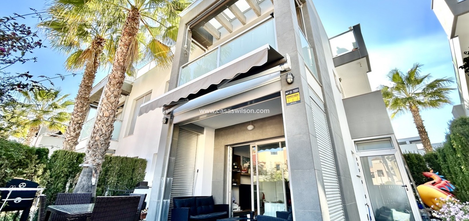 Sale - Apartment - Punta Prima - Costa Blanca