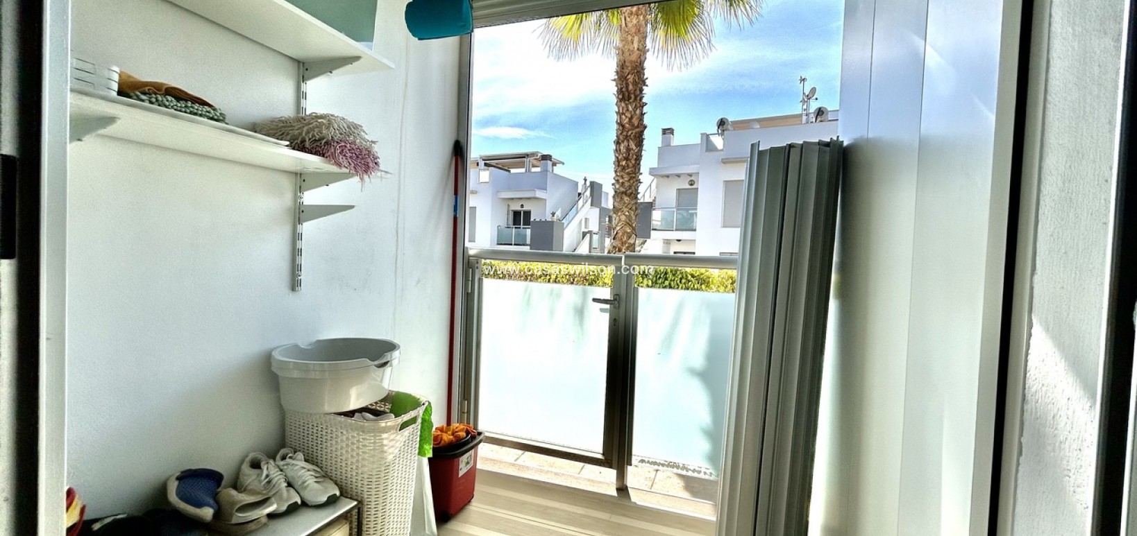 Sale - Apartment - Punta Prima - Costa Blanca
