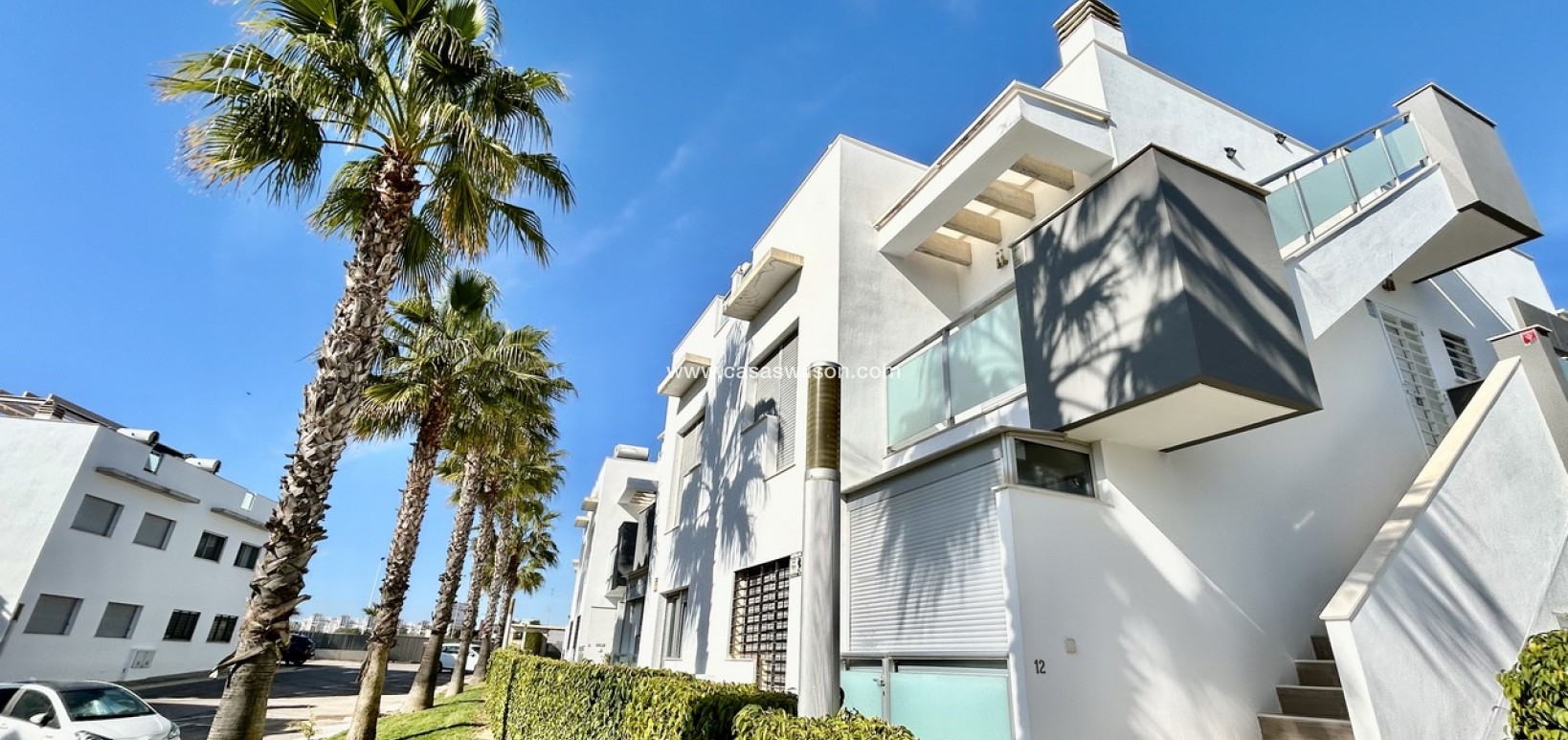 Sale - Apartment - Punta Prima - Costa Blanca