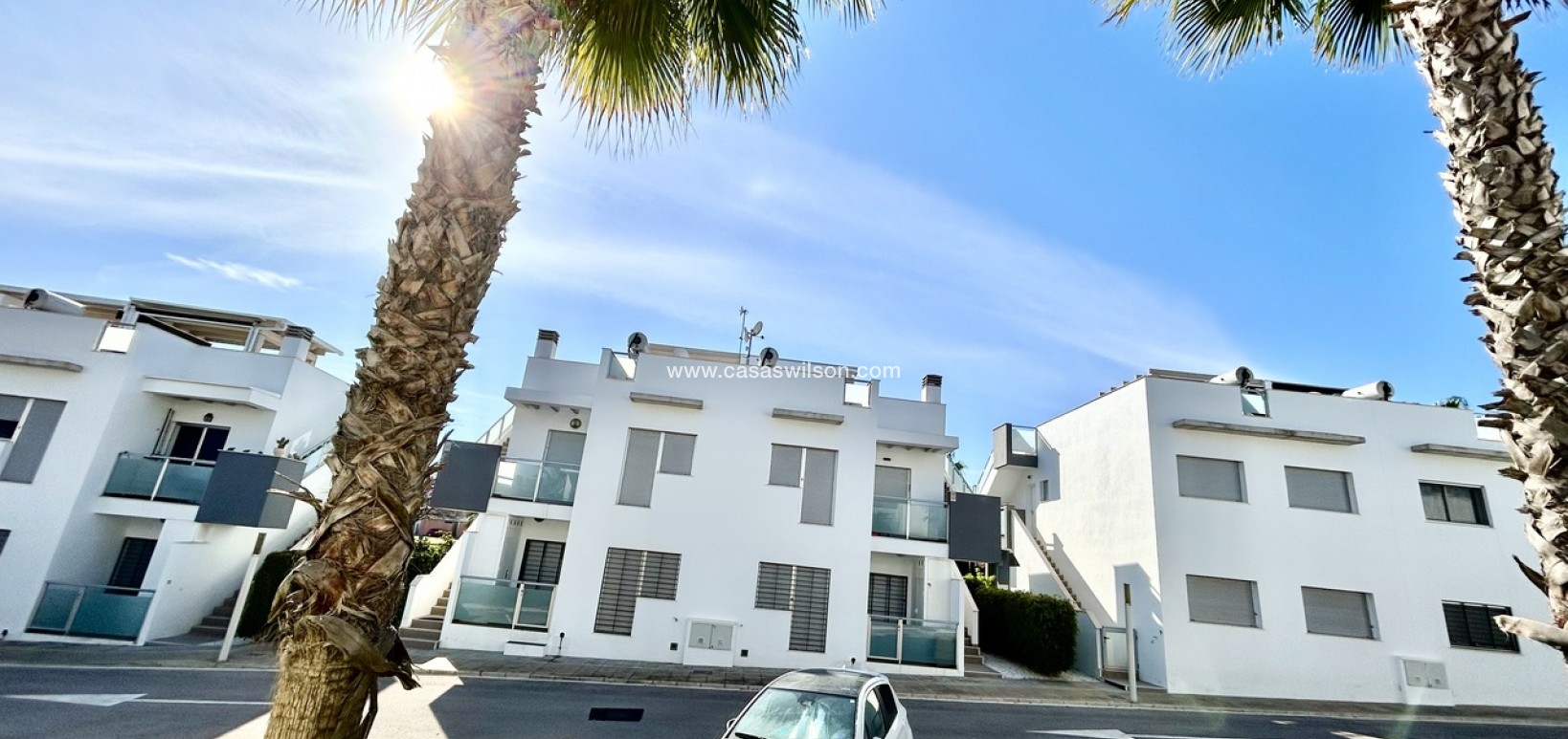 Sale - Apartment - Punta Prima - Costa Blanca