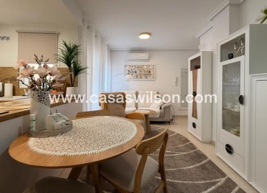 Sale - Apartment - Torrevieja - Centro