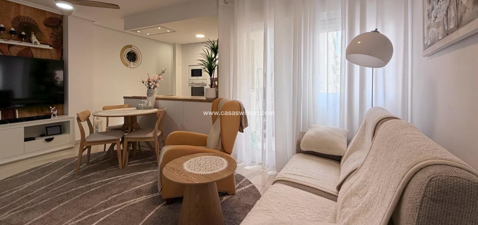 Sale - Apartment - Torrevieja - Centro